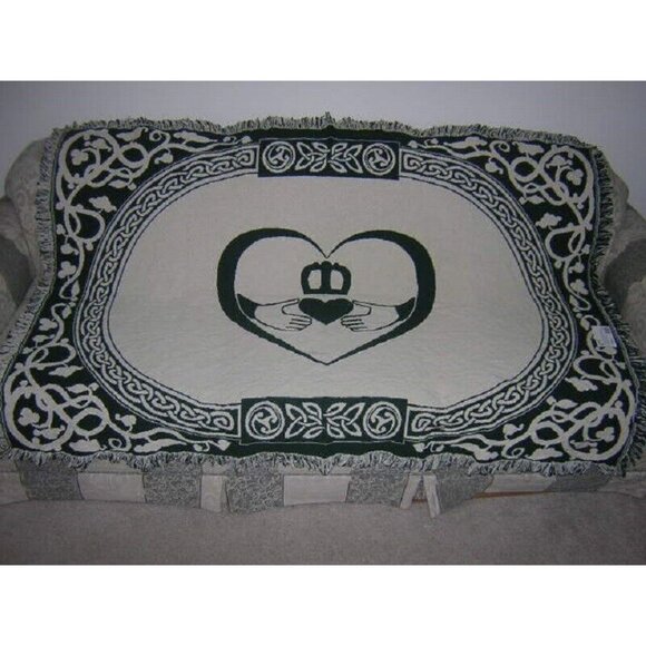 New Claddagh Cotton Afghan Throw Blanket Celtic Knot Ring Irish Gift Heart Love - Picture 1 of 2